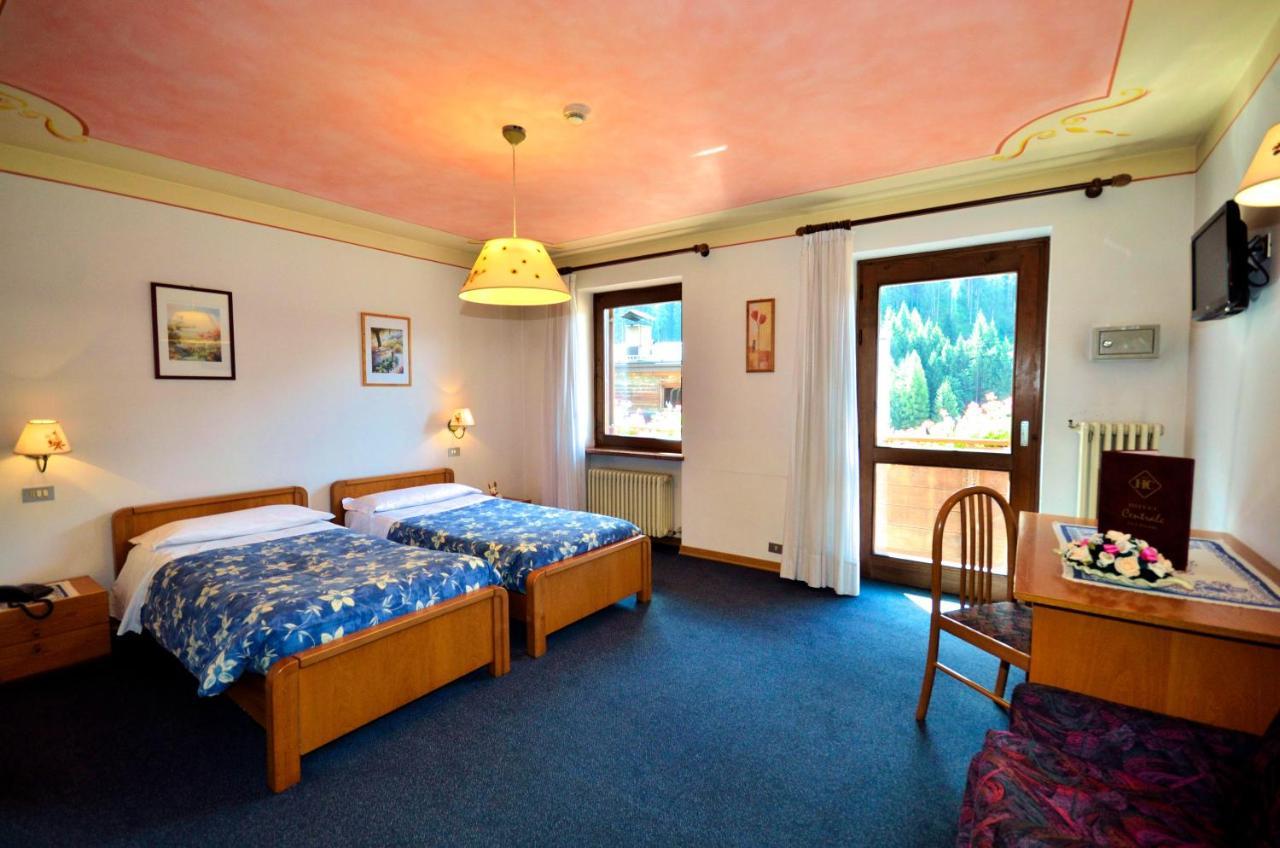 Hotel Centrale Alleghe Εξωτερικό φωτογραφία